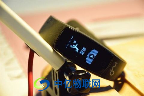 物聯(lián)網(wǎng)卡技術(shù)如何開啟智能穿戴系統(tǒng)新模式，影響智能穿戴市場？