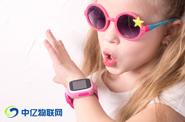 沒了物聯(lián)網(wǎng)語音卡的兒童電話手表有多危險？